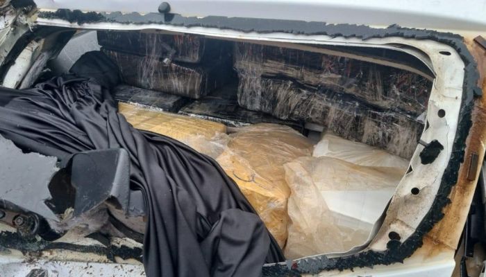 Foto: PCPR PCPR e PRF miram esquema que utilizava carros adulterados no transporte de drogas